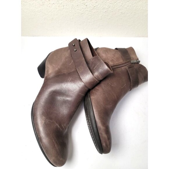 Ecco Brown Leather Ankle Heel Boots Strap & Side Zipper Closure Size 39 - Picture 8 of 13